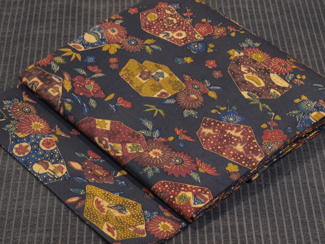 切りばめに草花と小紋文様 型染め 紬 名古屋帯
