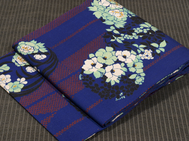矢羽根に花丸文様 型染め 名古屋帯