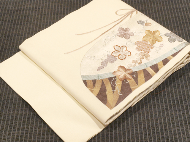 誰が袖に草花文様 手刺繍 名古屋帯
