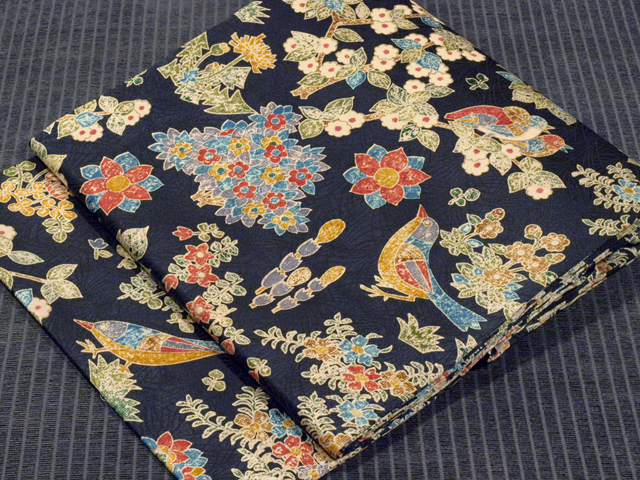 芝草の地紋に鳥と草花文様 型染め 名古屋帯