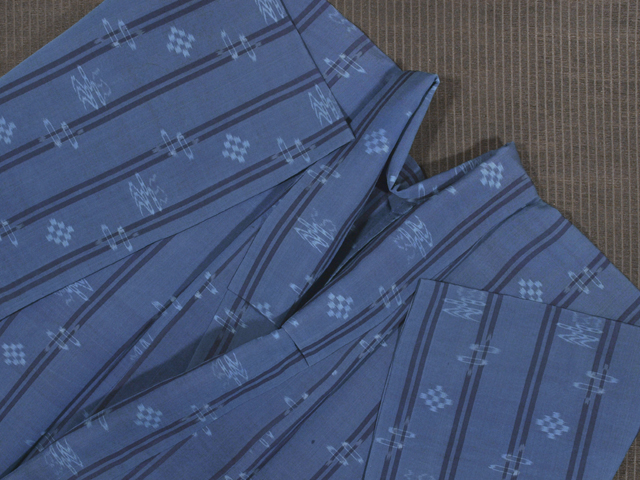 紺瑠璃（こんるり）色地 夏琉球絣 紗紬 単衣