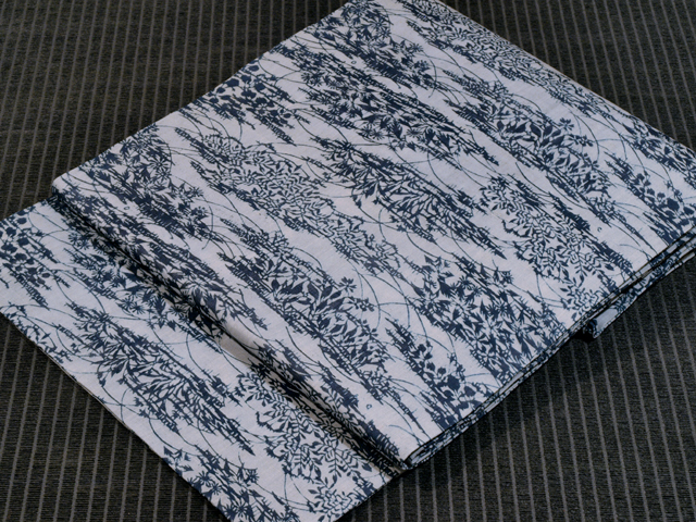 露草に草花文様 型染め 麻 名古屋帯